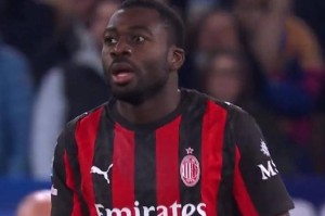 0-1，AC米兰不敌拉齐奥，争冠基本出局，争四形势吃紧